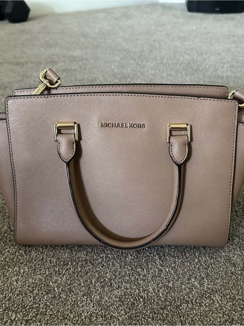 Michael Kors Selma Satchel in Khaki - Picture 3 of 8